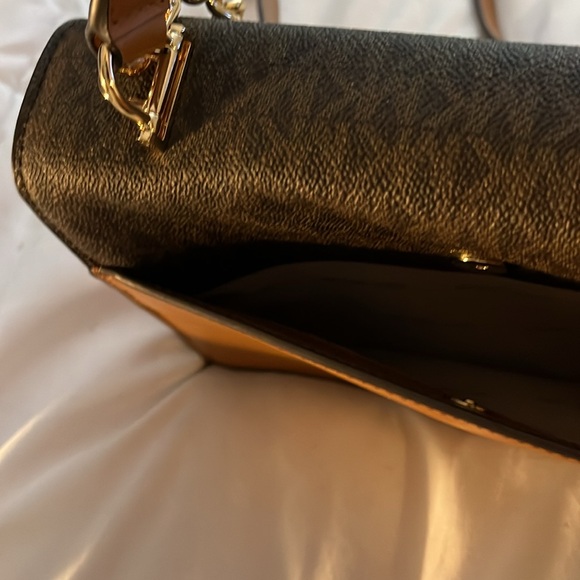 KORS Michael Kors Brown and Gold Crossbody Bag - Picture 7 of 8